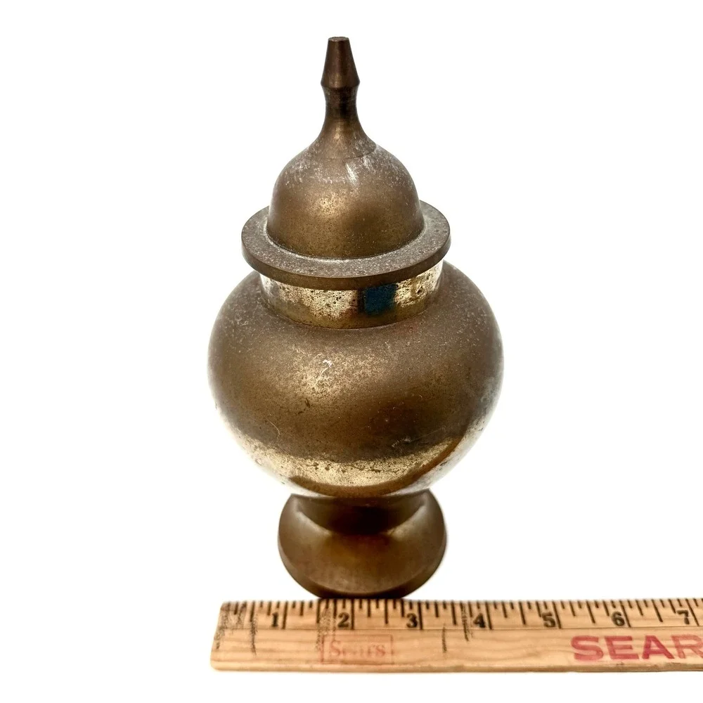 Vintage Brass Ginger Jar Urn with Lid Made in India Patina Decor 7.5 Inch‎